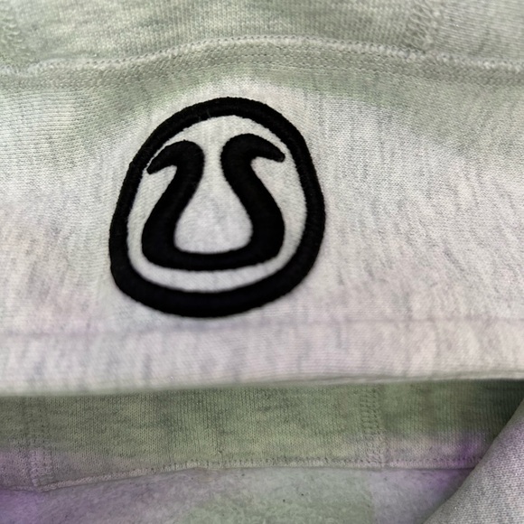 Lululemon Scuba Hoodie - Picture 5 of 7